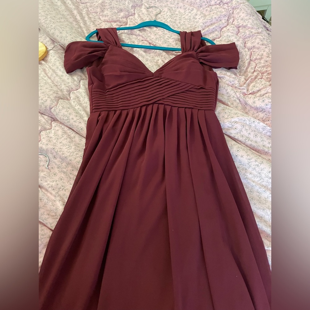 Lulus off the shoulder burgundy dress